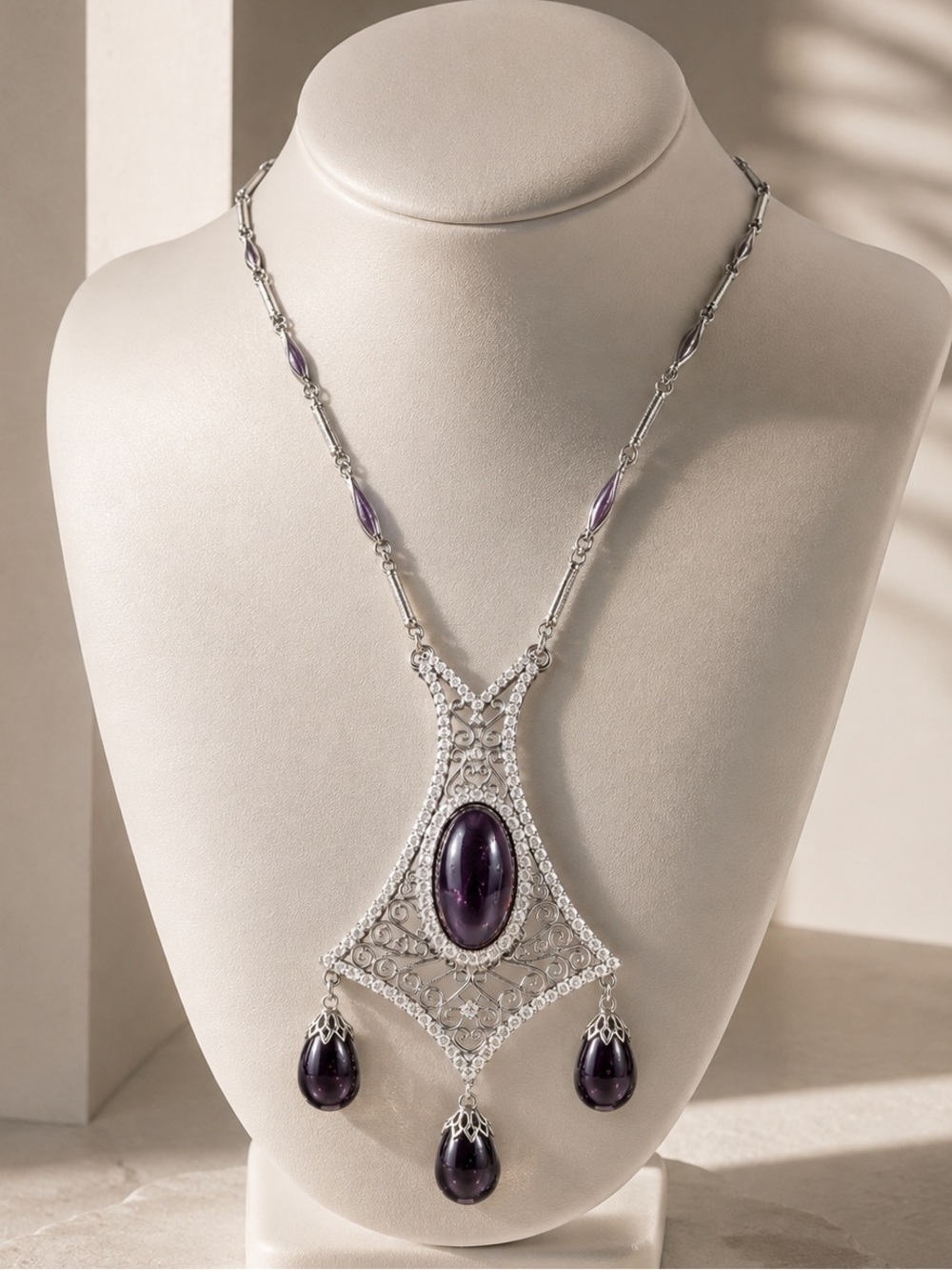 Vintage Signed HOBÉ Purple Cabochon Rhinestone Filigree Statement Necklace